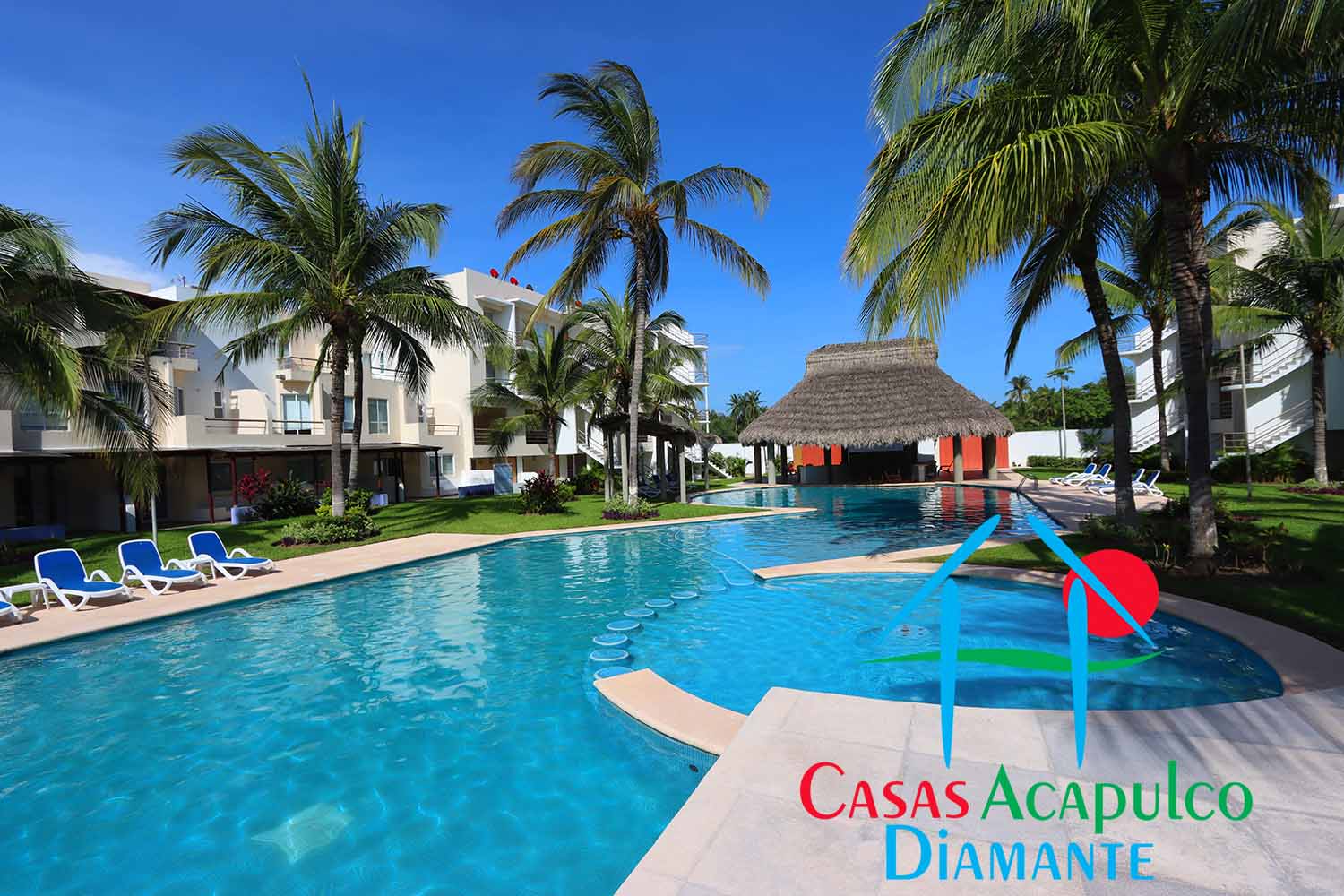 Residencial Caracol - Albercas y jardines 1